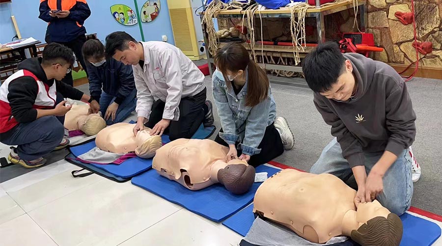 提升自救互救能力！金環(huán)電器開展初級救護(hù)員培訓(xùn)學(xué)習(xí)