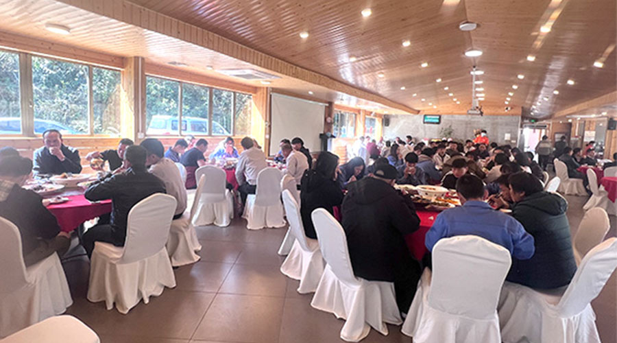 金環(huán)電器開工宴！吃飽喝足加油干迎戰(zhàn)2023！