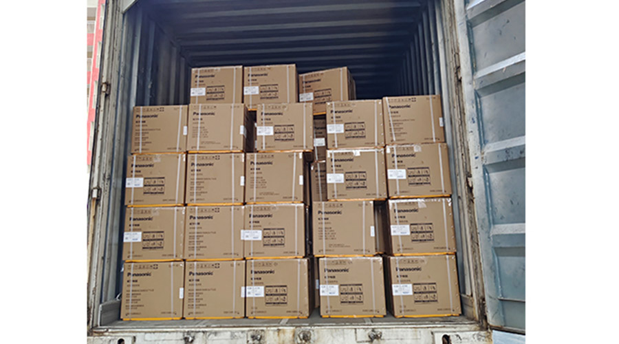 滿滿的貨物！國(guó)內(nèi)知名品牌客戶全自動(dòng)滾筒洗衣機(jī)裝柜發(fā)貨