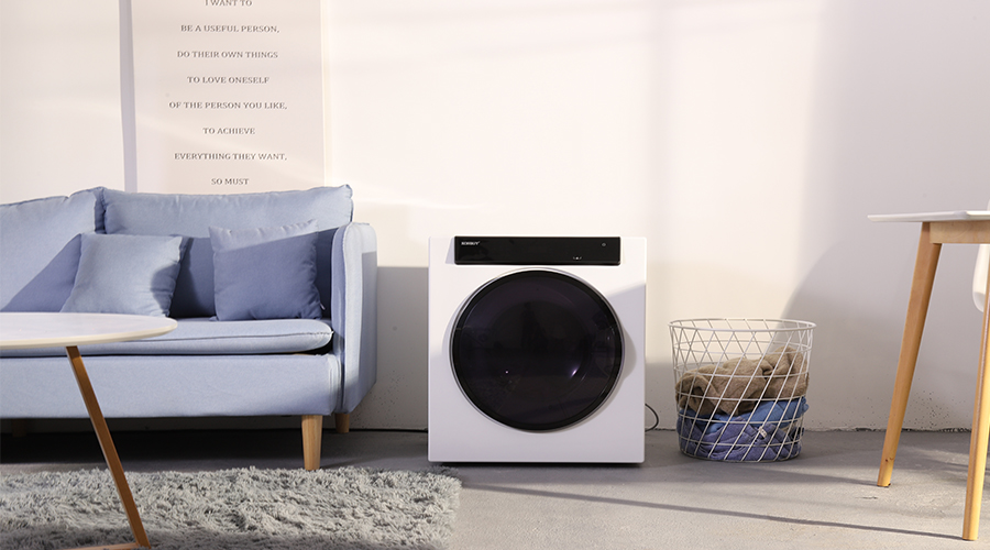 羽絨服，到底該不該用滾筒干衣機(jī)進(jìn)行烘干？