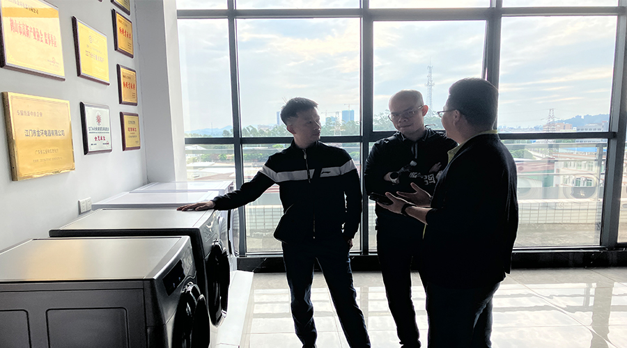 廣交會熱度延續(xù)，金環(huán)電器再迎考察團(tuán)